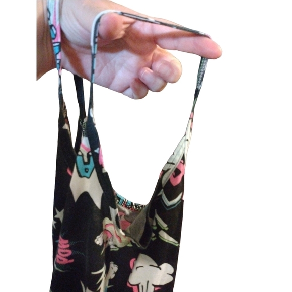 Retro Comic Tank Battle Words Fun Comfy Spaghetti String Animation L Jun. 11/13 - Picture 4 of 6